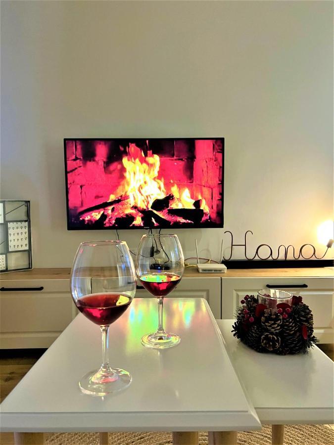Apartment In The Heart Of Old Bazaar, Tirana - Hana Apartments Exteriör bild