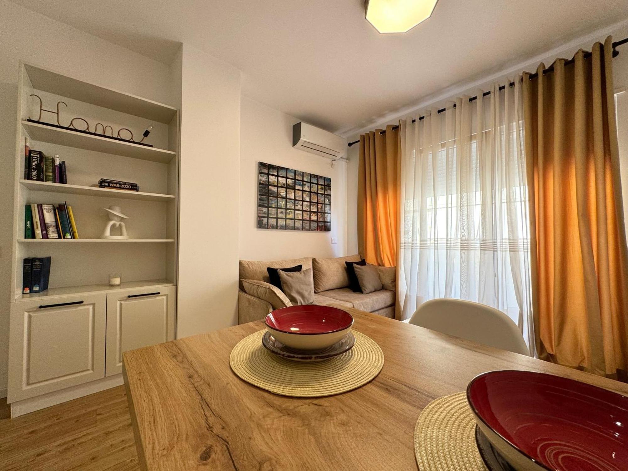 Apartment In The Heart Of Old Bazaar, Tirana - Hana Apartments Exteriör bild